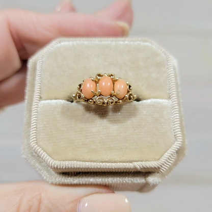 Vintage Coral 14K Yellow Gold Ring