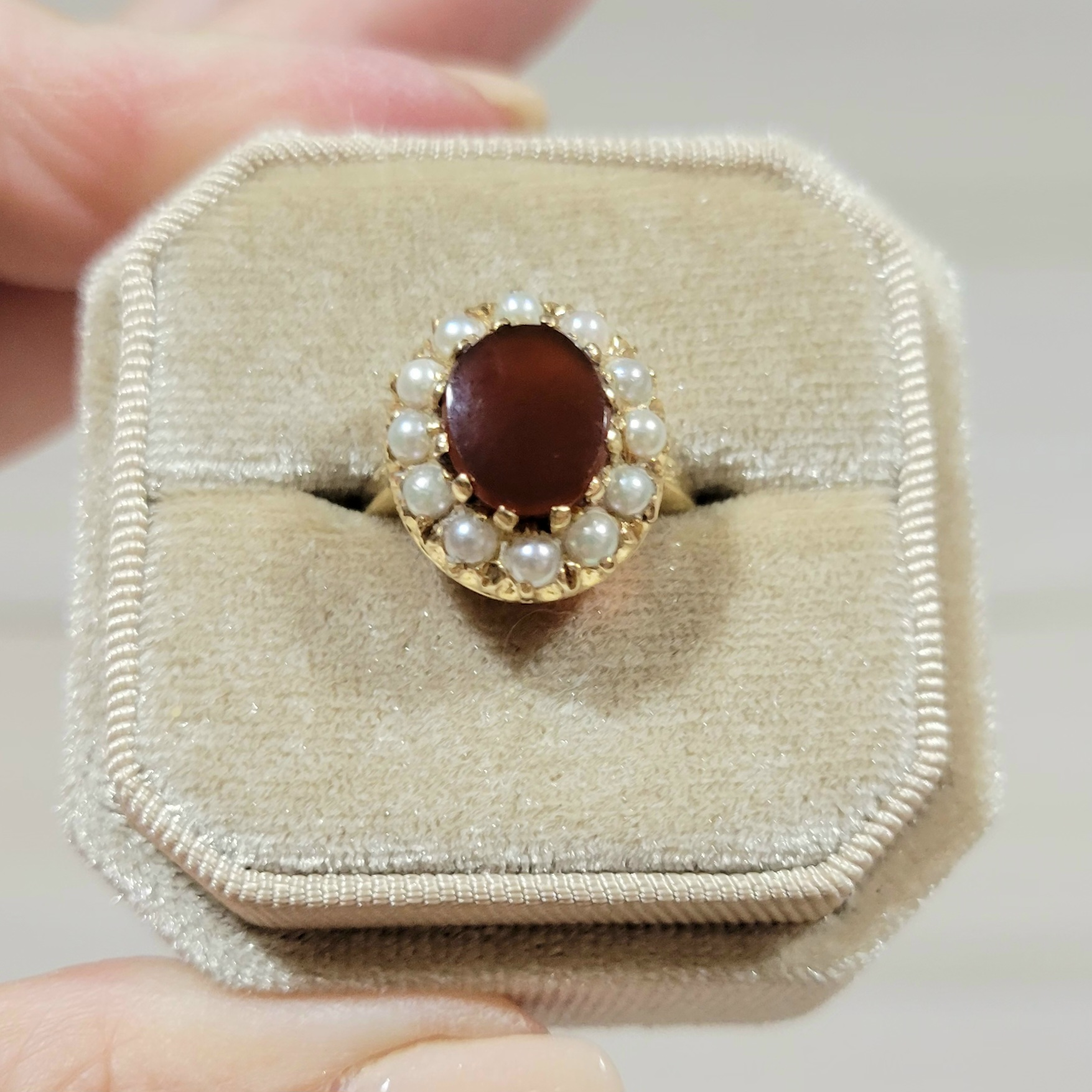 Vintage Carnelian and Pearl 14K Yellow Gold Ring