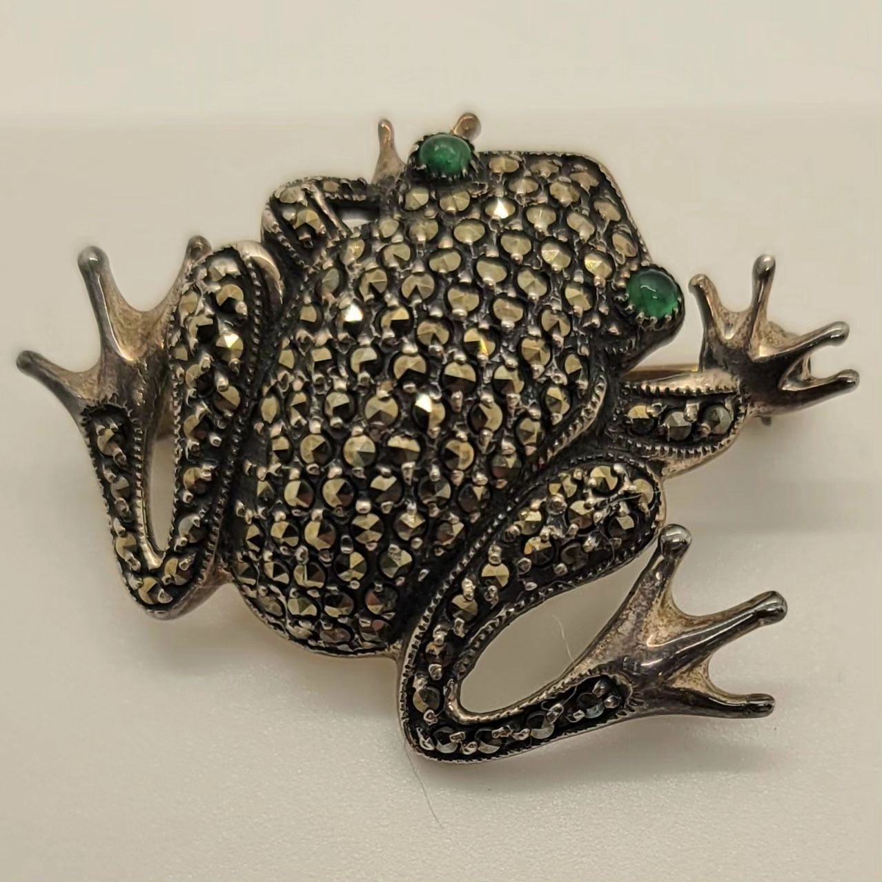 Vintage Sterling Silver Marcasite Frog Brooch with Natural Emerald Eyes